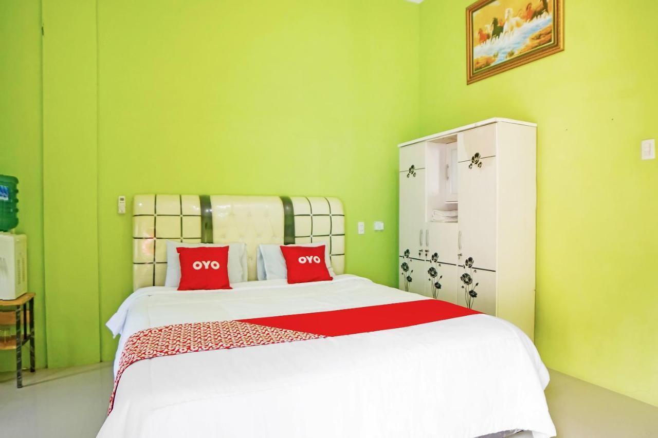 Oyo 91435 Berliany Home 2 Medan Buitenkant foto